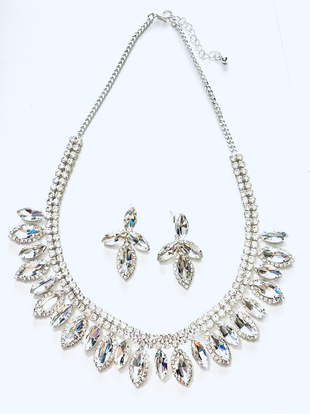 Vintage Crystal Rhinestone Statement Necklace Dangle Earrings Silver Tone Set